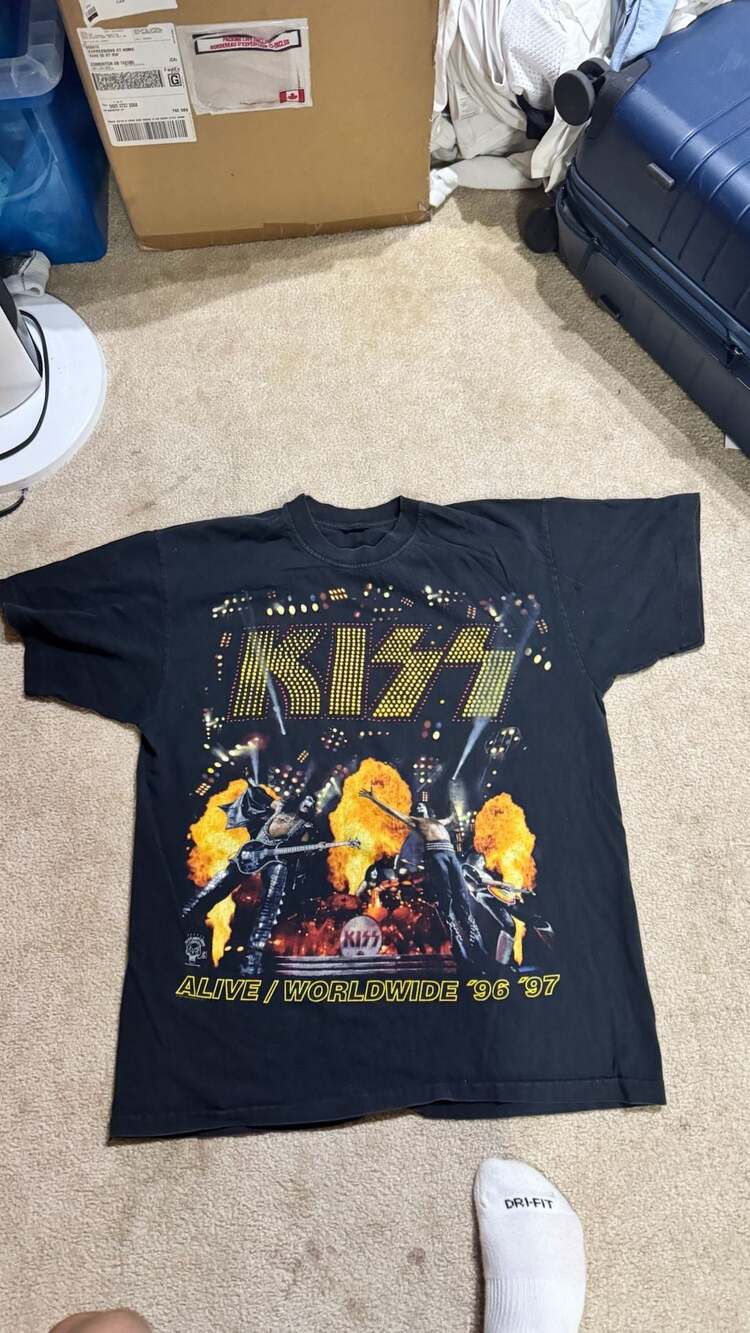 Vintage 1996-1997 KISS Alive/Worldwide Reunion Tour Two-Sided Graphic T-Shirt